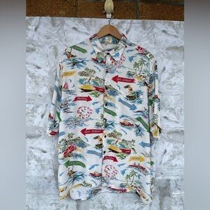 REYN SPOONER ALLOVER RESORT TOWN PRINT SLINKY RAYON SHIRT COCONUT BUTTONS large